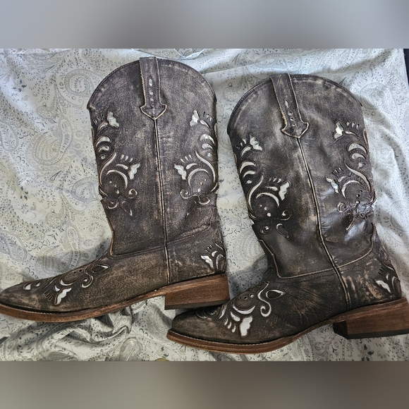 Roper 10.5 Metallic Underlay Boots EUC Tan Silver Cowgirl Like New - Picture 6 of 12